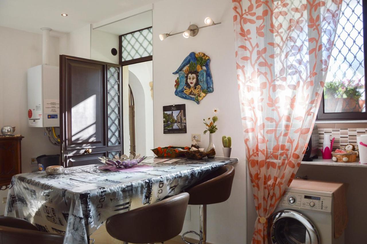 Casa Alcala Deluxe Hotel Catania Bagian luar foto